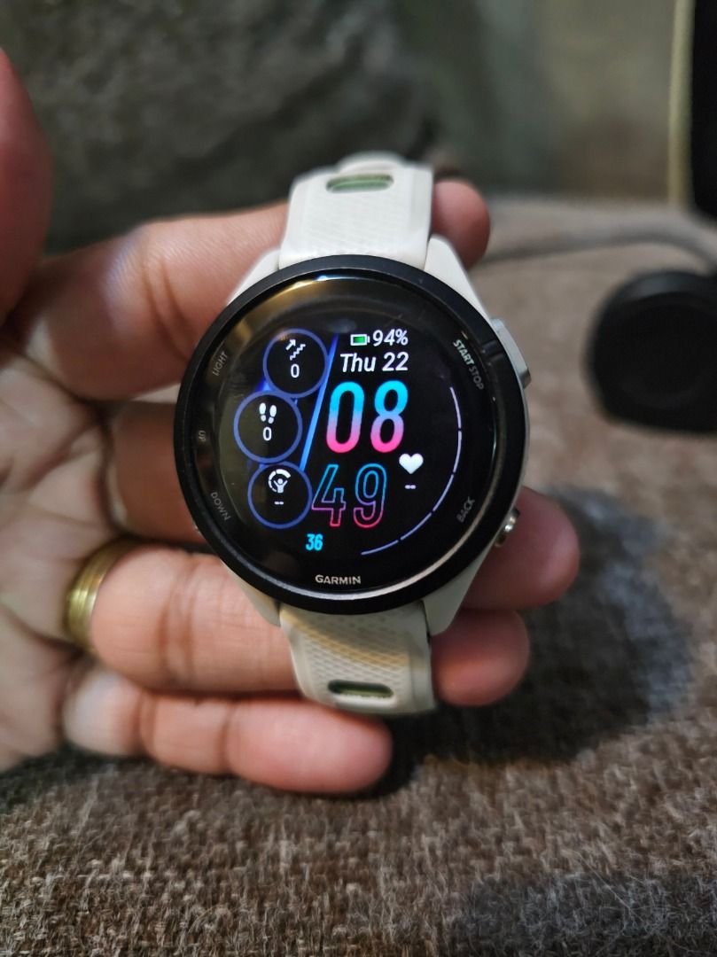 GARMIN FORERUNNER 265s (Category: Wearables & Smart Watches) located in Caloocan City. Submitted by yatsbatoyskie (Listing ID 1469692982, Image 1). Description: RUSH sale Forerunner 265S for only 17k 😱😱😱 unit & charger no damage or scratch on screen honest issue madumi lang yung band madali naman linisin battery life up to 2 weeks meetup or via delivery caloocan sm grand monumento.