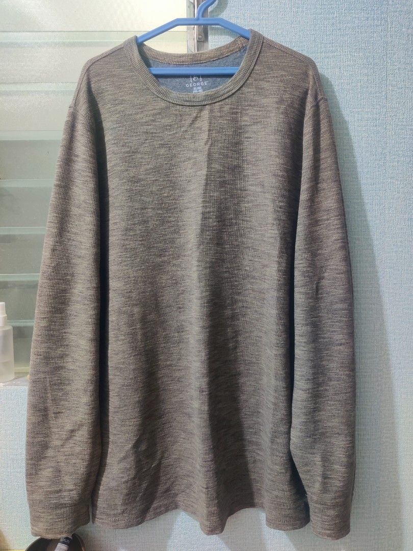 GEORGE Brown Long Sleeve Thermal Sweater (Category: Tshirts & Polo Shirts ) located in Pasig City. Submitted by shiyenaaa (Listing ID 1469712195, Image 1). Description: - Brand/Item: George Long Sleeve Thermal Shirt - Color: Brown Mix - Size: XL (Fits Chest 46-48) - Material: 57% Cotton, 40% Polyester, 3% Spandex - Style: Crew neck, all-over textured knit fabric - Condition/Use: Comfortable daily wear top, great for layering - Origin: Made in Chi