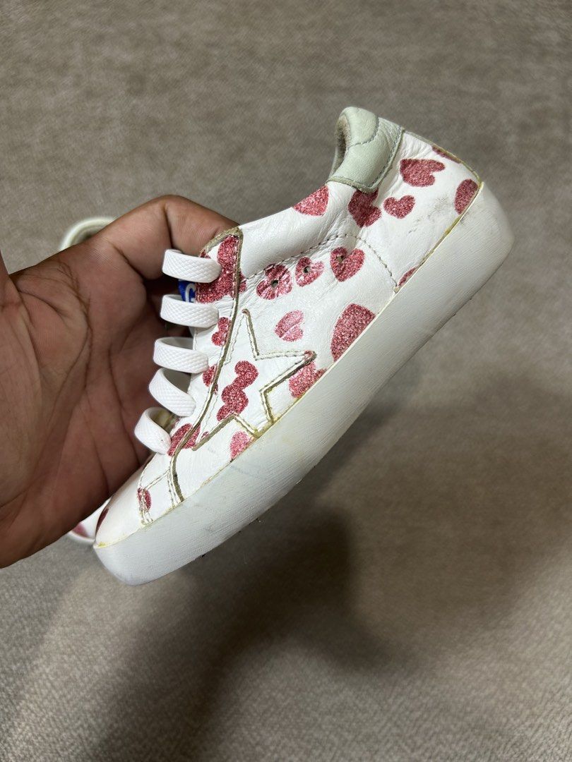 Ggdb Shoes for Kids (Category: Sneakers & Footwear) located in Aurora. Submitted by snoworiontwinkle_08 (Listing ID 1469654087, Image 2). Description: No issue Maganda Authentic Guaranteed Dm me for more details.
