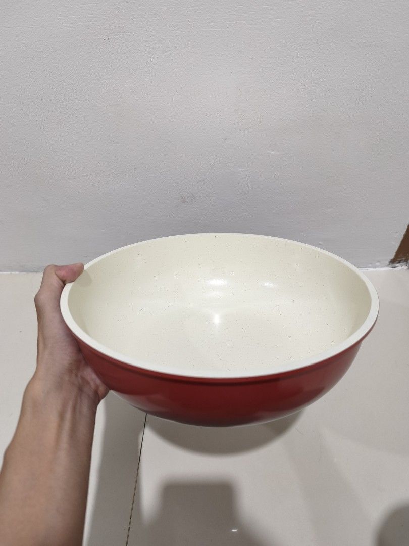 GiPP Cookware Set (Category: Cookware & Accessories) located in Manila. Submitted by lheric117 (Listing ID 1469653383, Image 2). Description: For sale brandnew and complete set! 11-pieces GiPP COOKWARE SET - 1pc 26cm Frying Pan - 1pc 20cm Frying Pan - 1pc 26cm Sauce Pan - 1pc 20cm Sauce Pan - 1pc 18cm Sauce Pan - 2pcs (18cm/20cm) Fridge Storage Lid - 2pcs (20cm/26cm) Silicone Lid - 2pcs Removable Handle ✅100% can use for induction and for gas sto