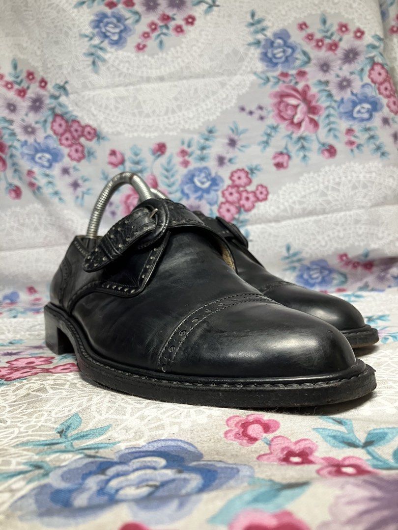 GIVENCHY BLACK LEATHER MONK STRAP SHOE (Category: Heels) located in General Mariano Alvarez. Submitted by adonid (Listing ID 1469615343, Image 2). Description: GIVENCHY BLACK LEATHER MONK STRAP SHOE GOOD CONDITION NORMAL SIGN OF USAGE ONLY SIZE: 26 cm women.
