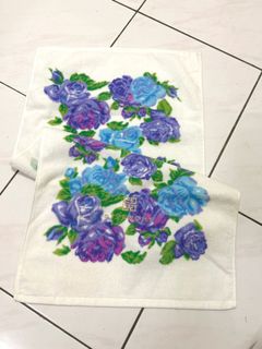 (Category: ) located in . Submitted by azthrift69 (Listing ID 1469700748, Image 1). Description: .
