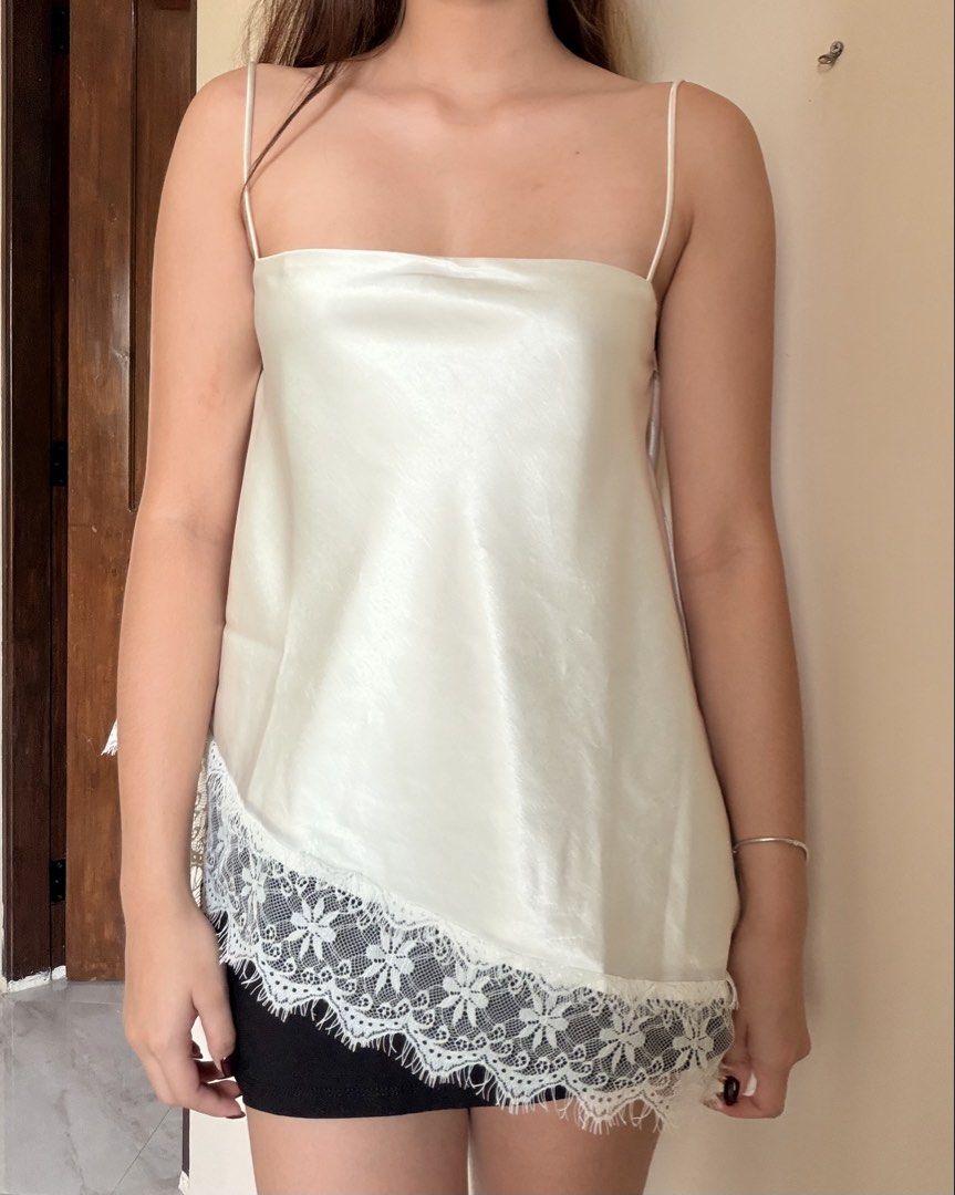 Gout De Jun Roulen Silk Top from Vietnam (Category: Others Tops) located in Batangas. Submitted by lildealbyren (Listing ID 1469592299, Image 2). Description: PM FOR MORE PICS AND DETAILS LAST PRICE POSTED NO LOW BAILERS ALSO AVAILABLE IN COLOR BLACK.