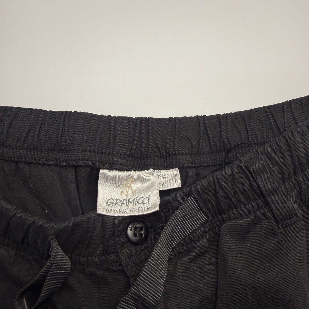 Gramicci Casual Pants (Category: Chinos) located in Quezon City. Submitted by beastmnl (Listing ID 1469669912, Image 3). Description: Size Medium Waist 29-36 Length 40.5 Inseam 29 Leg Opening 7.5 .