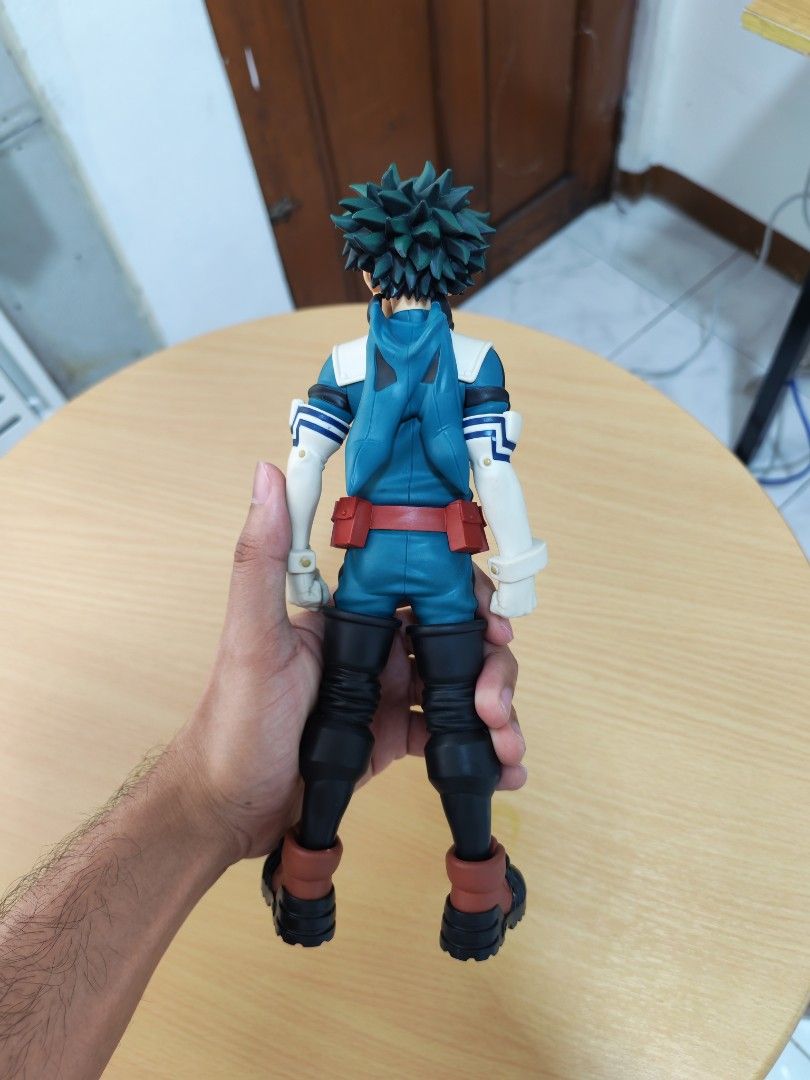 Grandista Deku version 1 (Category: Action & Battle Toys) located in Manila. Submitted by ashllenes (Listing ID 1469606703, Image 2). Description: grandista Deku good condition no issue loose only makinis po yun figure authentic for sale.