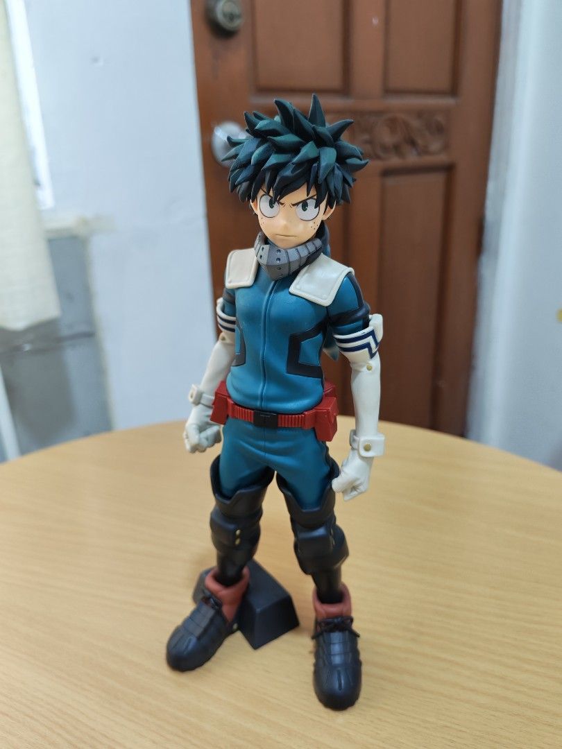 Grandista Deku version 1 (Category: Action & Battle Toys) located in Manila. Submitted by ashllenes (Listing ID 1469606703, Image 1). Description: grandista Deku good condition no issue loose only makinis po yun figure authentic for sale.