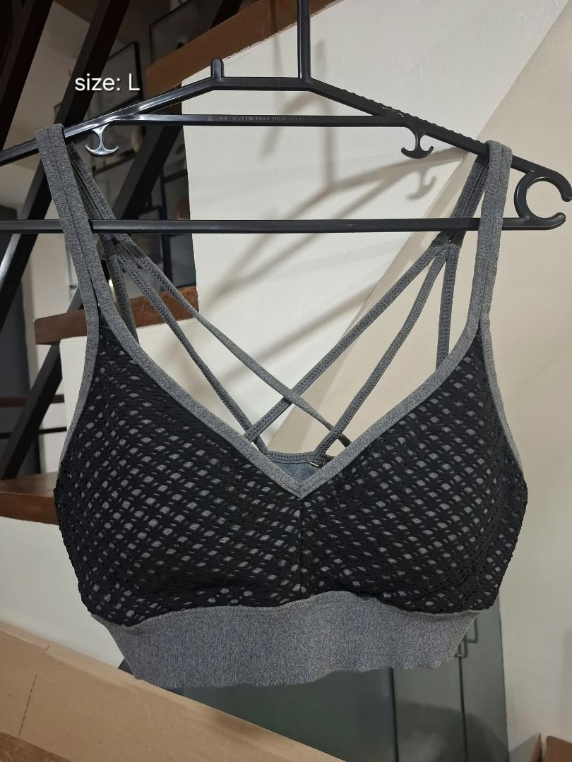 Gray Mesh Strappy Sports Bra (Category: Activewear) located in Pasig City. Submitted by dripcounty (Listing ID 1469686961, Image 1). Description: Gray Mesh Strappy Sports Bra ₱120 Bought in the Philippines Size: Large Condition: Good / preloved Gray sports bra with black mesh panels and strap details. Actual item shown in photos. Delivery fee shouldered by buyer (Lalamove / other courier). Item price excludes delivery. Payment via cash / GCash / 