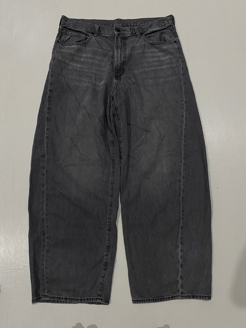 GU Barrel Leg Jeans (Category: Jeans) located in Aloguinsan. Submitted by zianna10 (Listing ID 1469681711, Image 1). Description: Size 34 on tag Length 41.5” No issue Ganda nito.