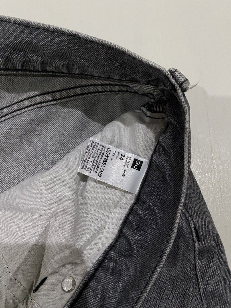 GU Barrel Leg Jeans (Category: Jeans) located in Aloguinsan. Submitted by zianna10 (Listing ID 1469681711, Image 3). Description: Size 34 on tag Length 41.5” No issue Ganda nito.