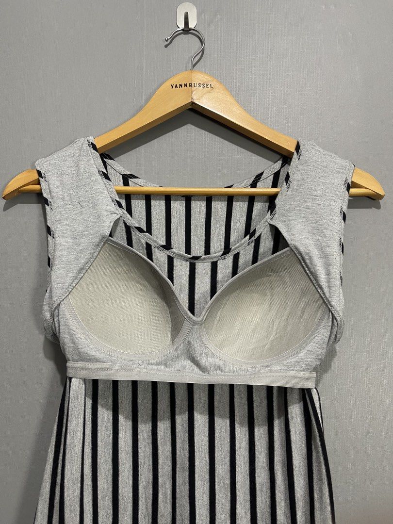 GU Bra-feel Striped Sleeveless Top (Category: Sleeveless) located in Davao. Submitted by yannrussel00 (Listing ID 1469600760, Image 2). Description: 📍𝗟𝗢𝗖𝗔𝗧𝗜𝗢𝗡: 𝗗𝗔𝗩𝗔𝗢 𝗖𝗜𝗧𝗬 📌 𝗜𝘁𝗲𝗺 𝗦𝘁𝗶𝗹𝗹 𝗔𝘃𝗮𝗶𝗹𝗮𝗯𝗹𝗲 𝗥𝗘𝗔𝗗 𝗗𝗘𝗧𝗔𝗜𝗟𝗦 𝗕𝗘𝗟𝗢𝗪 ⬇️ ‼️ Size Large Condition 10/10 Like new No issue ₱280 + SF.