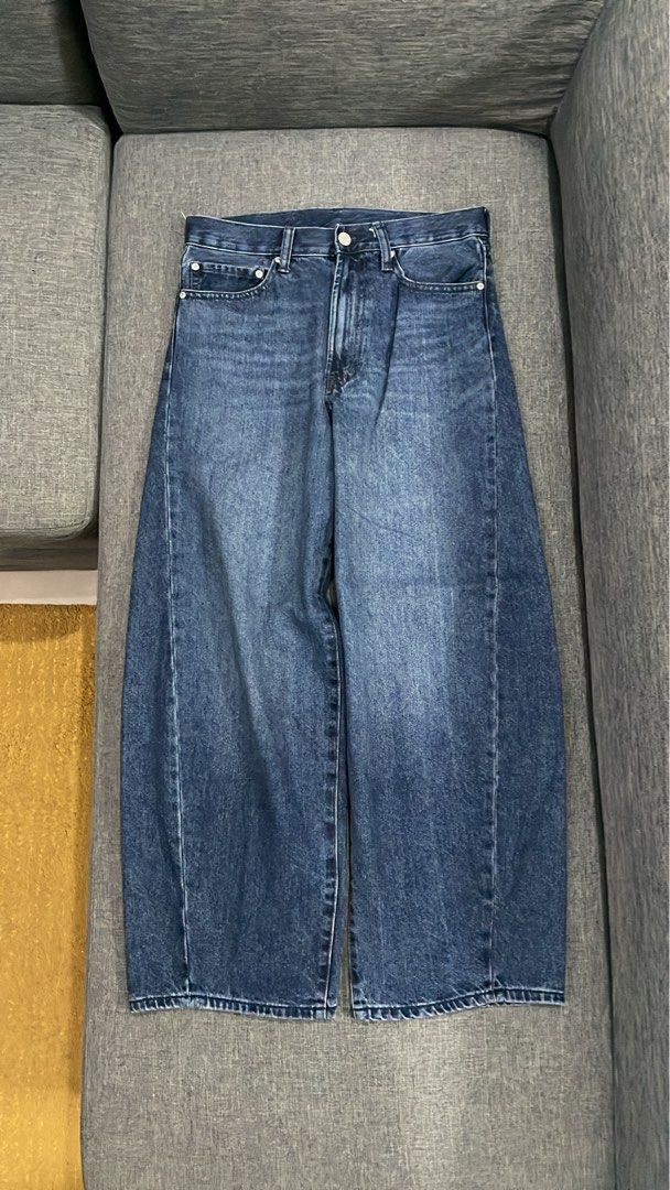 GU by Uniqlo Raw Denim Pants (Category: Jeans) located in Munoz. Submitted by kobswitdathrifts (Listing ID 1469700669, Image 2). Description: 30 waist, 38 length, 12.5 thigh & 9 leg opening.