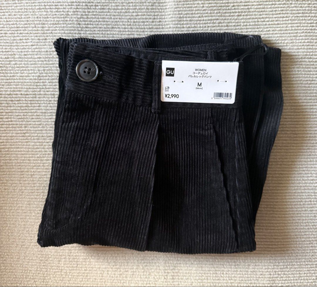 GU Corduroy Barrel Leg Pants (Category: Other Bottoms) located in Marikina City. Submitted by wearism (Listing ID 1469665504, Image 2). Description: 100% brand new with tag and original GU. AVAILABLE UNTIL POSTED LAST PRICE POSTED Size: Medium -66cm Fit: loose Color: Black No when worn photo Location: Santo Niño, Marikina Shipping via J&T c/o buyer (NCR Php60) (Visayas and Mindanao Php100) Can arrange via Lalamove c/o buyer. GOtyme/BDO payment..