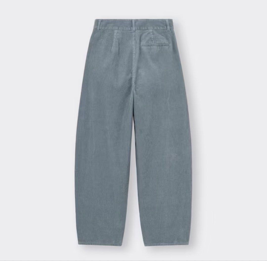 GU Corduroy Barrel Leg Pants (Category: Other Bottoms) located in Marikina City. Submitted by wearism (Listing ID 1469665504, Image 3). Description: 100% brand new with tag and original GU. AVAILABLE UNTIL POSTED LAST PRICE POSTED Size: Medium -66cm Fit: loose Color: Black No when worn photo Location: Santo Niño, Marikina Shipping via J&T c/o buyer (NCR Php60) (Visayas and Mindanao Php100) Can arrange via Lalamove c/o buyer. GOtyme/BDO payment..