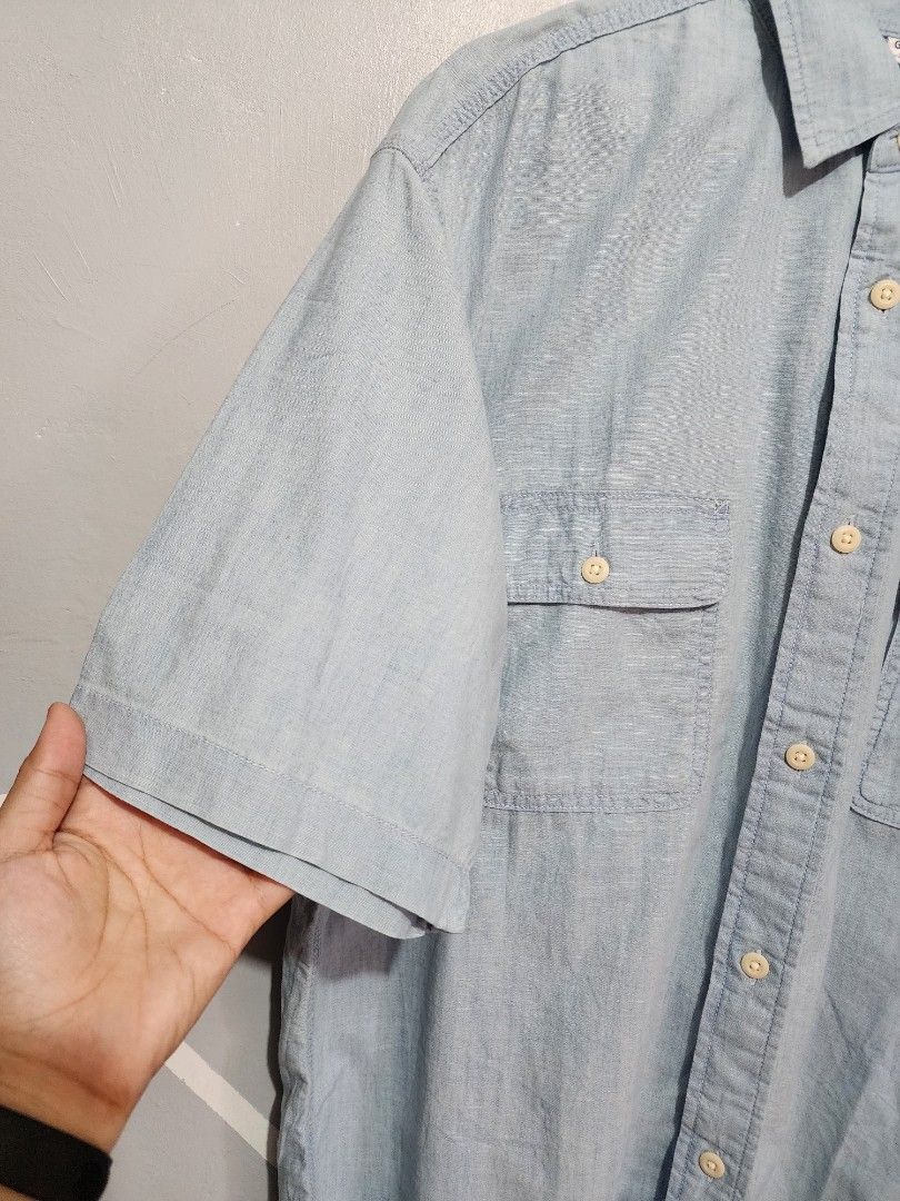 GU DENIM OVERSIZED WORK SHIRT (Category: Tshirts & Polo Shirts ) located in General Trias. Submitted by ksclothingbyjuy (Listing ID 1469727689, Image 3). Description: Large on tag Oversized Like New No Issue.