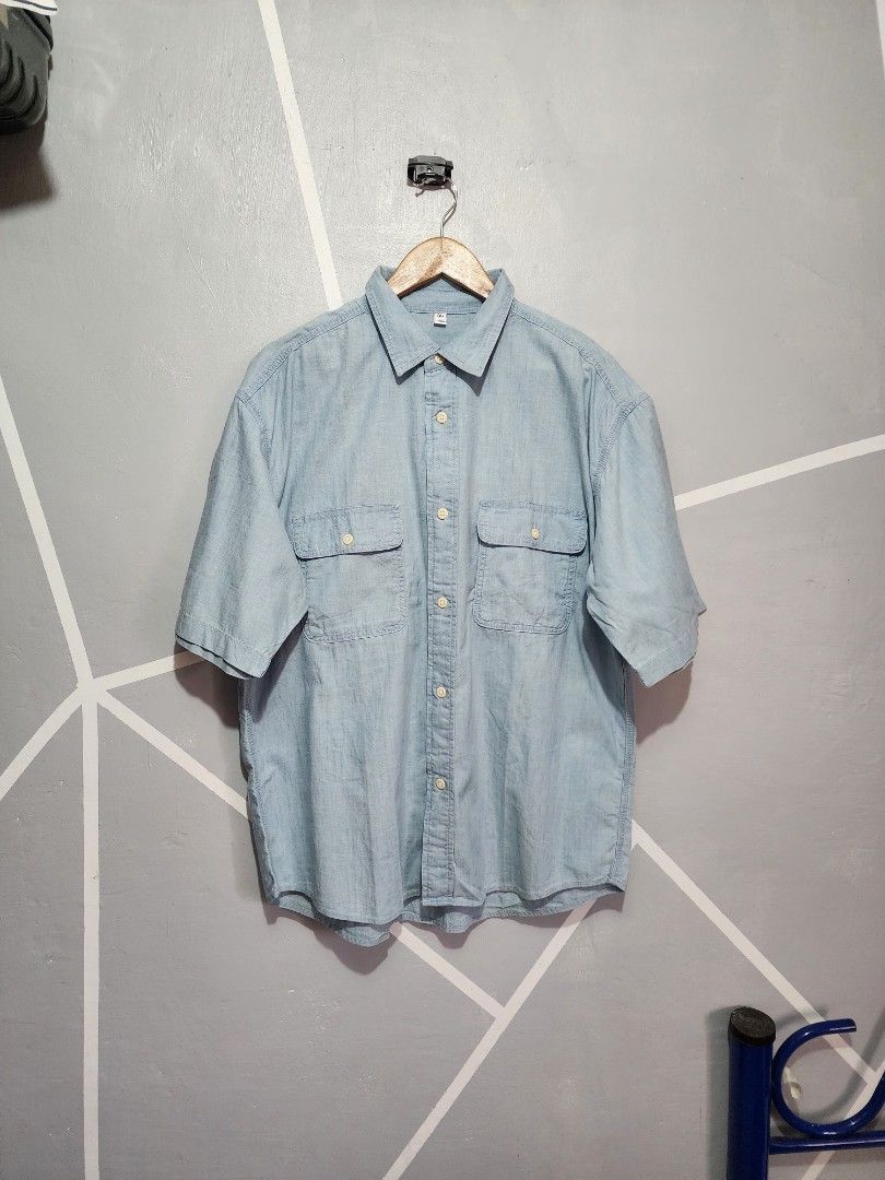 GU DENIM OVERSIZED WORK SHIRT (Category: Tshirts & Polo Shirts ) located in General Trias. Submitted by ksclothingbyjuy (Listing ID 1469727689, Image 2). Description: Large on tag Oversized Like New No Issue.