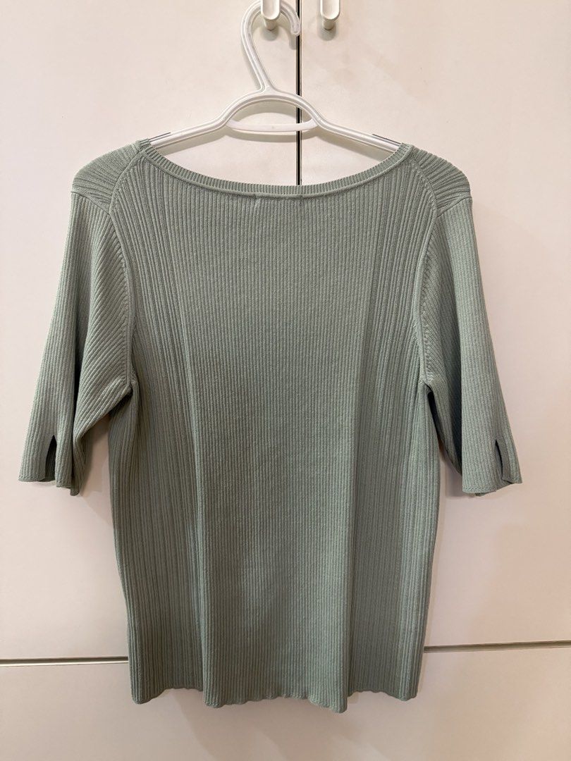 GU Mint Green Knit Top (Category: Shirts) located in Quezon City. Submitted by hazpreloved (Listing ID 1469708640, Image 2). Description: Actual photos posted Discounts available for bulk orders! Tags: uniqlo, GU, sm woman, xara, paperdolls, so-en, calypso, essenxa, plus size .