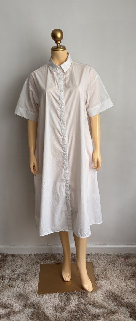 Gu polo dress (Category: Dresses) located in Quezon City. Submitted by swift_kenjie (Listing ID 1469583742, Image 2). Description: Small to semi large.