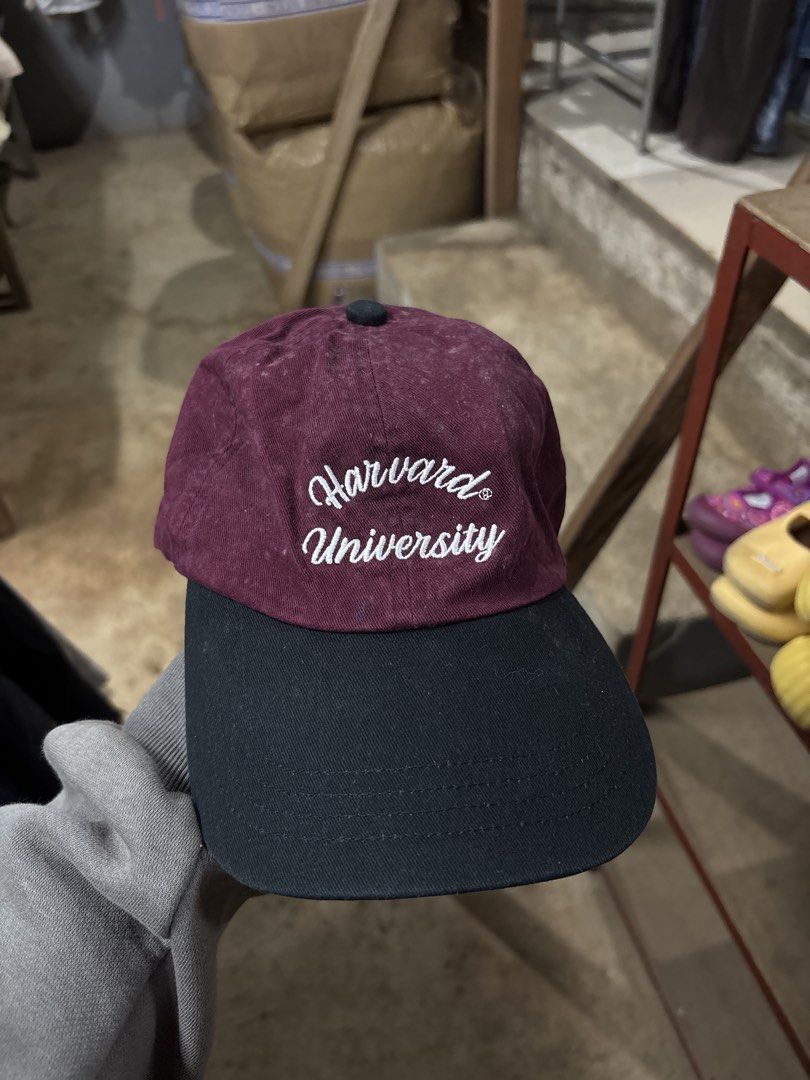 GU x Hardvard Cap (Category: Caps & Hats) located in Puerto Princesa. Submitted by 18arc (Listing ID 1469728676, Image 1). Description: .
