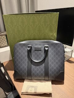(Category: ) located in . Submitted by closetofashopaholic (Listing ID 1469680507, Image 1). Description: .