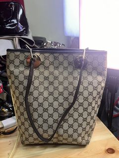 (Category: ) located in . Submitted by prelovedukayukaybags_cdo (Listing ID 1469648013, Image 1). Description: .