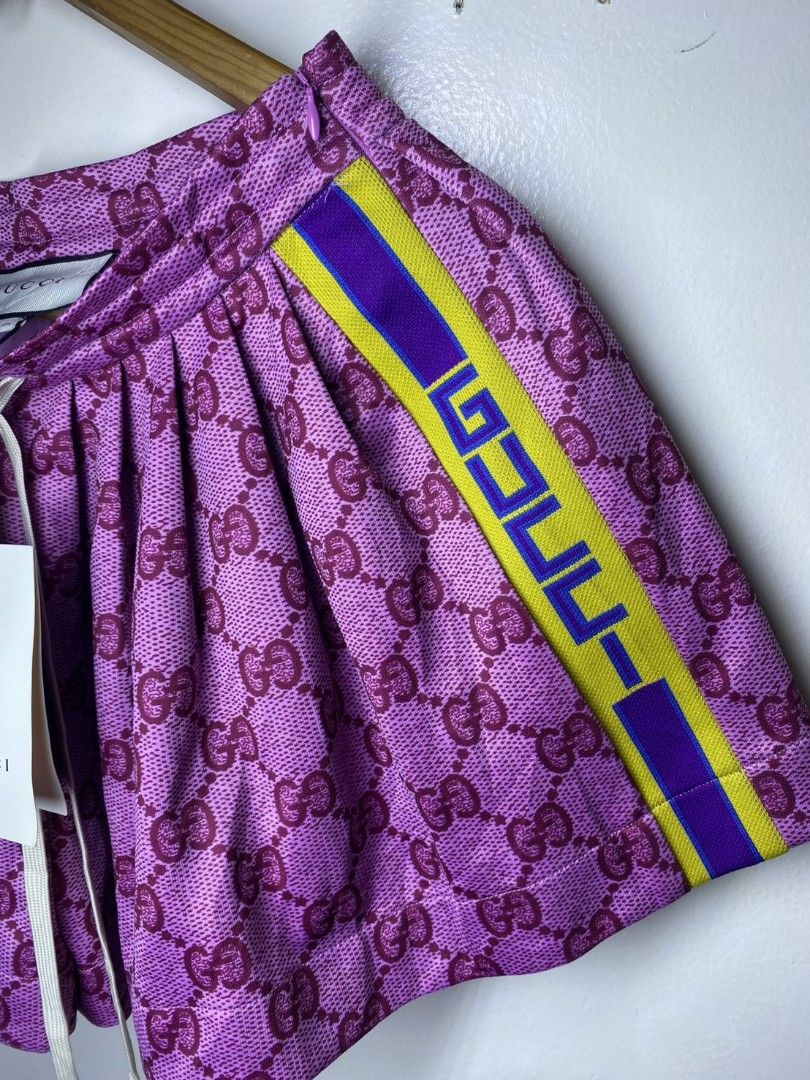 GUCCI MONOGRAM SHORT BNEW (Category: Shorts) located in Manila. Submitted by lunaras_declutter (Listing ID 1469674583, Image 3). Description: BRANDNEW 10 COLOR RATE NO FLAWS.