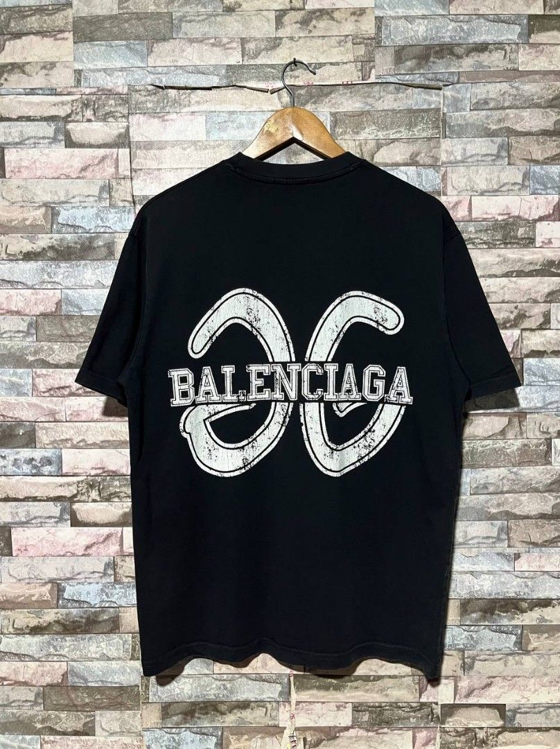 GUCCI x BALENCIAGA SHIRT (Category: Luxury Apparel) located in Caloocan City. Submitted by wewearworn (Listing ID 1469600207, Image 2). Description: Large Best Fit 21 x 27.5 Excellent No Issues 9/10 Color Rate.