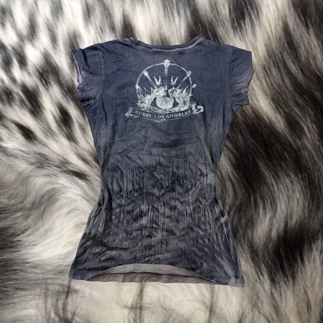 Guess top (Category: Shirts) located in Manila. Submitted by clouddx (Listing ID 1469593638, Image 2). Description: Fits medium - large.