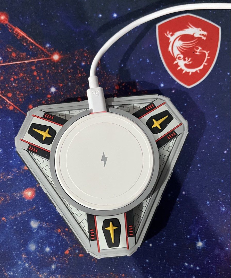 Gundam Wireless Charger for Adroid/ Iphone (Category: Chargers & Cables) located in Quezon City. Submitted by yna0702 (Listing ID 1469665674, Image 1). Description: .