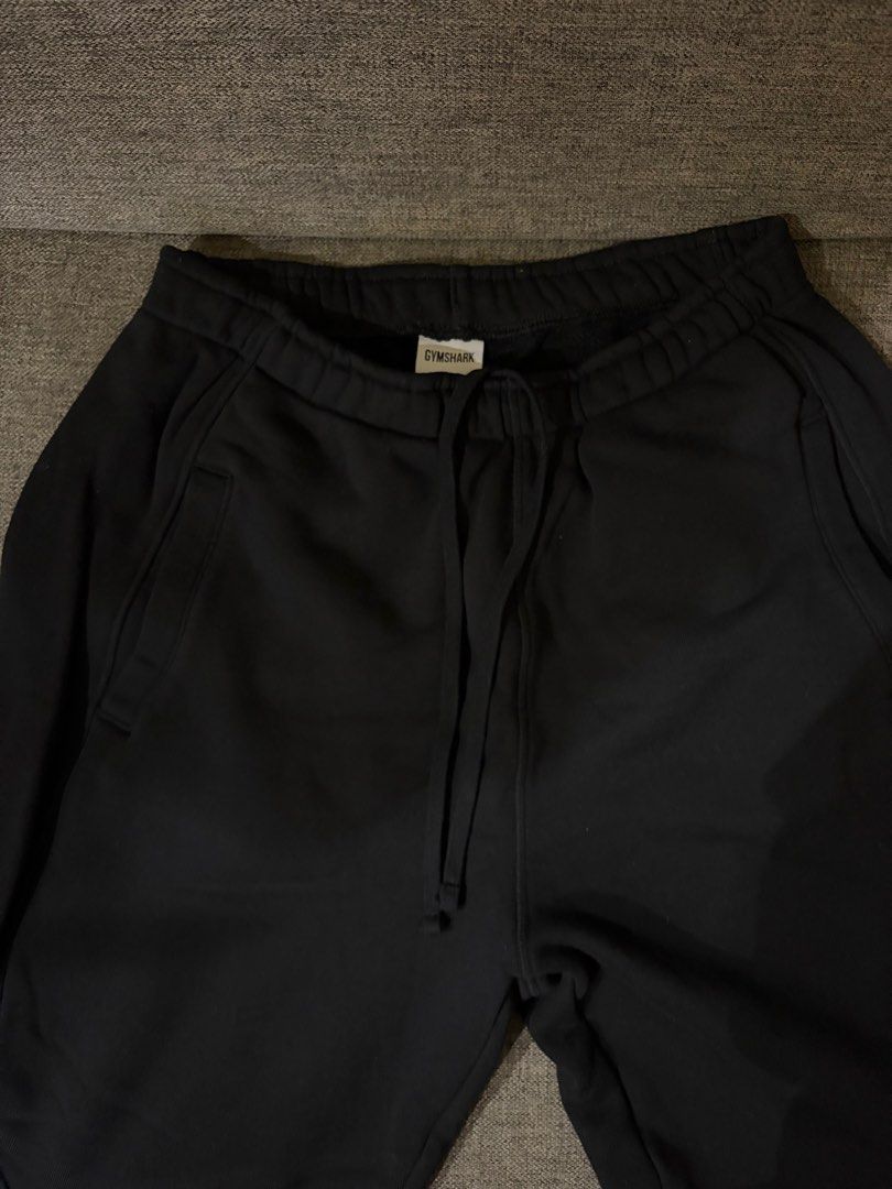 Gymshark Oversize Joggers Medium (Category: Activewear) located in Davao. Submitted by marthascloset (Listing ID 1469691093, Image 2). Description: .