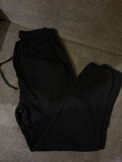 (Category: ) located in . Submitted by marthascloset (Listing ID 1469691093, Image 1). Description: .