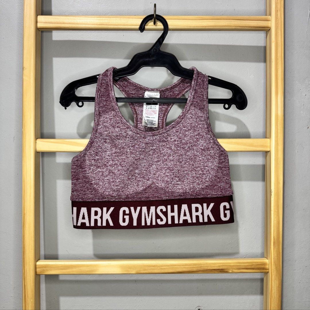 GYMSHARK sports bra (Category: Activewear) located in Valenzuela. Submitted by thriftynanay88 (Listing ID 1469640103, Image 1). Description: Size S on tag.