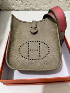 (Category: ) located in . Submitted by giftbags (Listing ID 1469599641, Image 1). Description: .