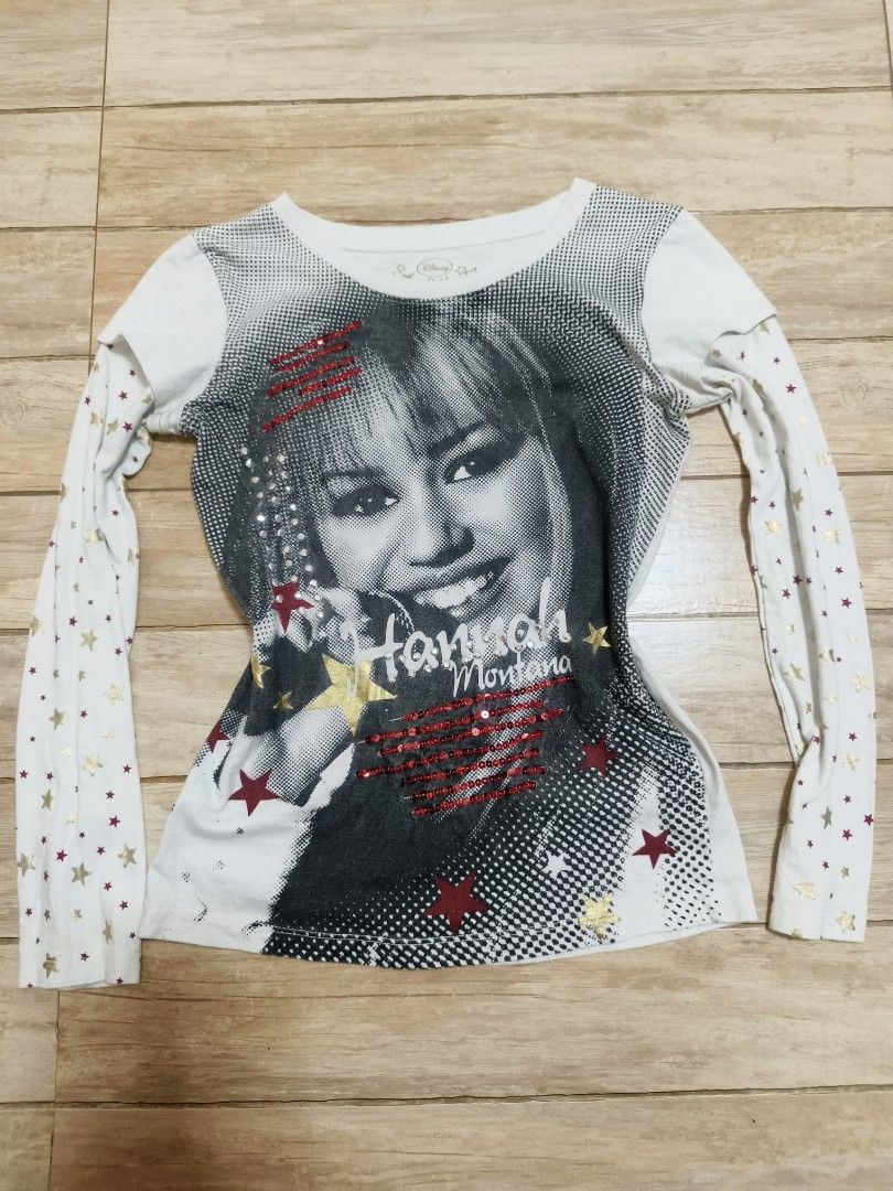 Hannah Montana top (Category: Longsleeves) located in Siniloan. Submitted by talktotheroses (Listing ID 1469670782, Image 1). Description: no issue.