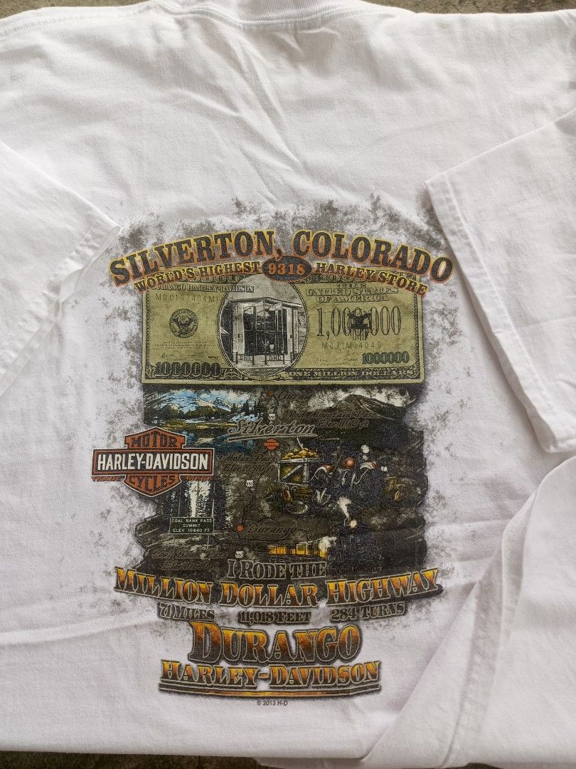 Harley Davidson (Category: Announcements) located in General Santos City (Dadiangas). Submitted by heneralsantosthrift (Listing ID 1469598352, Image 2). Description: Fs ❗ Harley Davidson size 2xL issue: Holes ,stain.