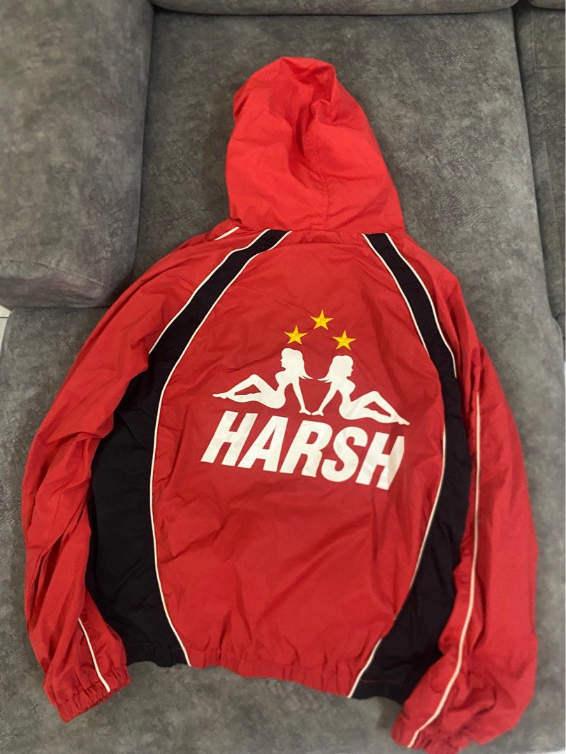 HARSH JACKET (Category: Activewear) located in Kuala Lumpur. Submitted by zypstore. (Listing ID 1469701309, Image 2). Description: colour tak luntur takde crack.