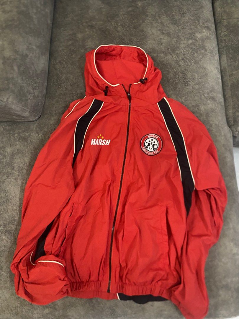 HARSH JACKET (Category: Activewear) located in Kuala Lumpur. Submitted by zypstore. (Listing ID 1469701309, Image 1). Description: colour tak luntur takde crack.