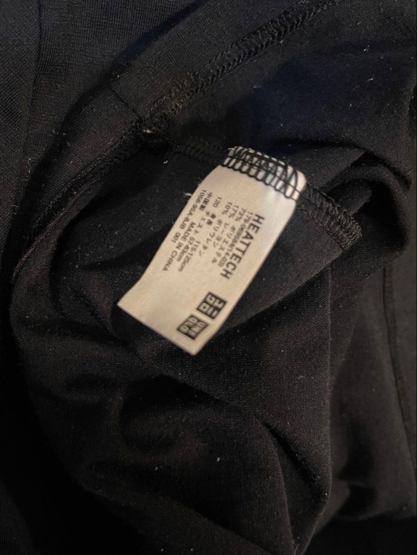 Heattech turtleneck size 120 (Category: Babies & Kids Fashion) located in Quezon City. Submitted by booktt (Listing ID 1469693359, Image 2). Description: black turtleneck size 120.