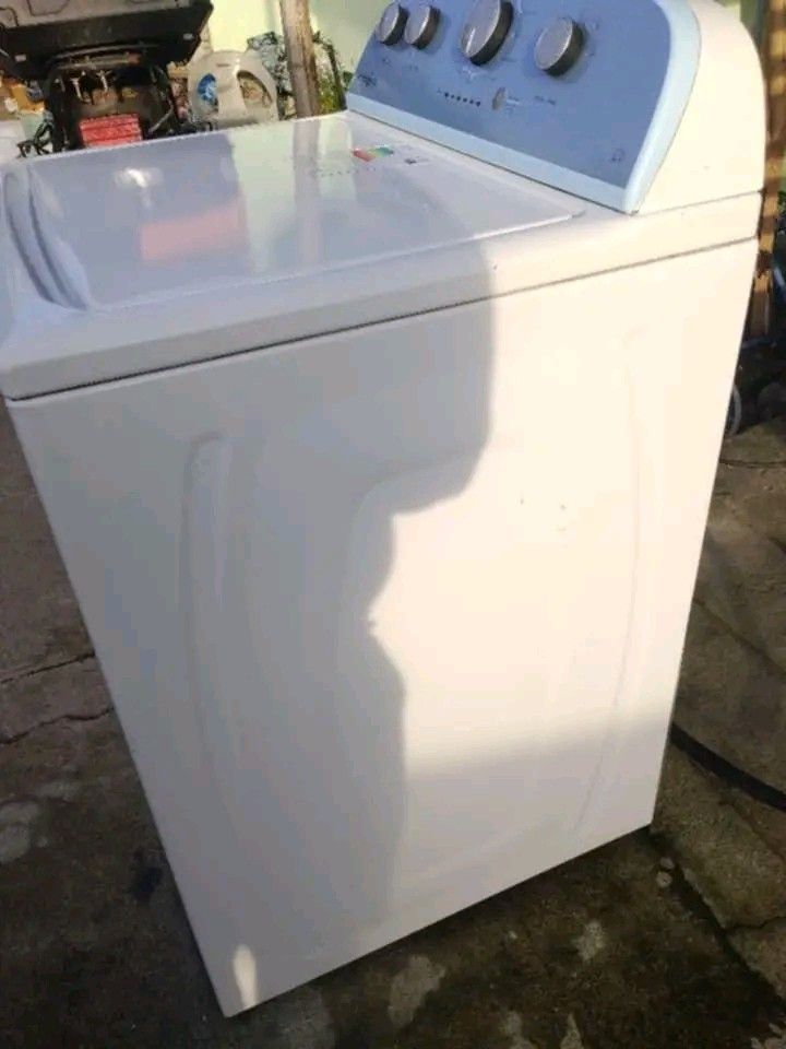 Heavy DUTY 15kg (Category: Washing Machines and Dryers) located in Manila. Submitted by brighthawk.29c262 (Listing ID 1469744073, Image 2). Description: 🔥 RUSH SALE — WHIRLPOOL WASHER & DRYER SET! 📦 OPTION 1: WHIRLPOOL WASHER + DRYER SET ✅ Capacity: 6KG Washer + Matching Dryer with Heater ✅ Type: Heavy Duty • Front Load Stacked Set ✅ Voltage: 220/240V ✅ Condition: Good condition • 📦 OPTION 2: WHIRLPOOL 15KG HEAVY DUTY WASHER ✅ Brand: WHIRLPOOL