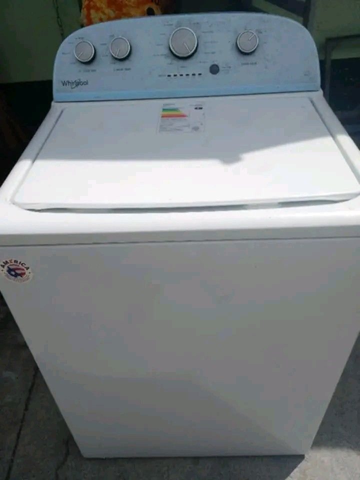 Heavy DUTY 15kg (Category: Washing Machines and Dryers) located in Manila. Submitted by brighthawk.29c262 (Listing ID 1469744073, Image 1). Description: 🔥 RUSH SALE — WHIRLPOOL WASHER & DRYER SET! 📦 OPTION 1: WHIRLPOOL WASHER + DRYER SET ✅ Capacity: 6KG Washer + Matching Dryer with Heater ✅ Type: Heavy Duty • Front Load Stacked Set ✅ Voltage: 220/240V ✅ Condition: Good condition • 📦 OPTION 2: WHIRLPOOL 15KG HEAVY DUTY WASHER ✅ Brand: WHIRLPOOL