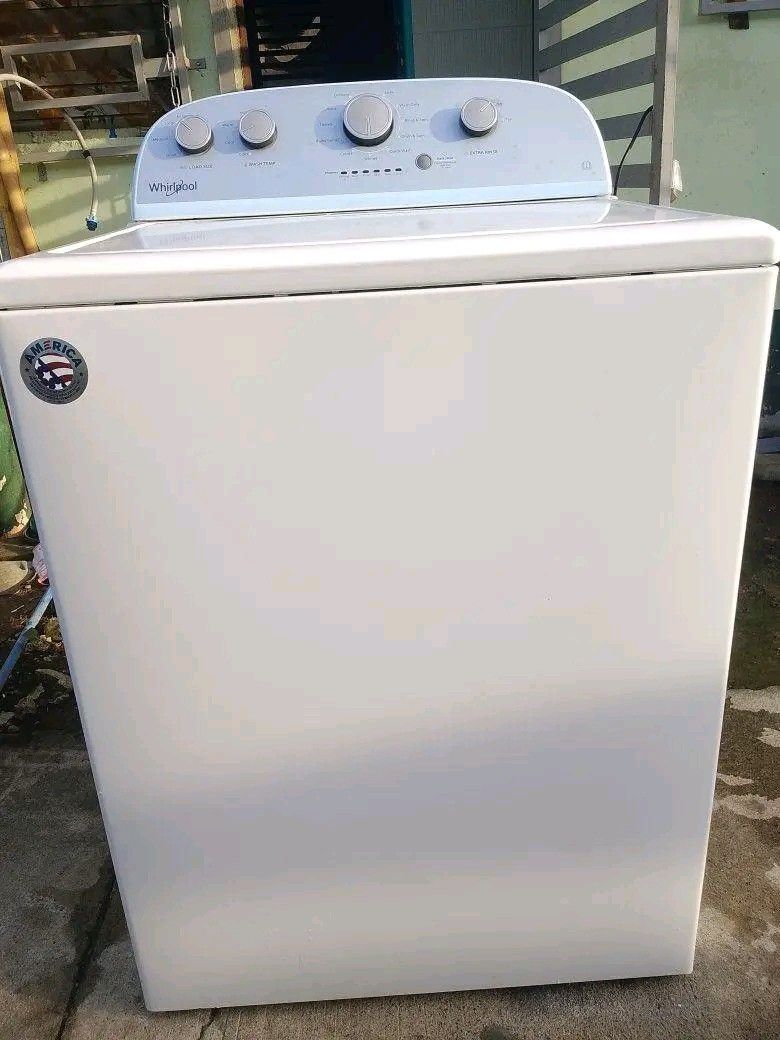 Heavy DUTY 15kg (Category: Washing Machines and Dryers) located in Manila. Submitted by brighthawk.29c262 (Listing ID 1469744073, Image 3). Description: 🔥 RUSH SALE — WHIRLPOOL WASHER & DRYER SET! 📦 OPTION 1: WHIRLPOOL WASHER + DRYER SET ✅ Capacity: 6KG Washer + Matching Dryer with Heater ✅ Type: Heavy Duty • Front Load Stacked Set ✅ Voltage: 220/240V ✅ Condition: Good condition • 📦 OPTION 2: WHIRLPOOL 15KG HEAVY DUTY WASHER ✅ Brand: WHIRLPOOL
