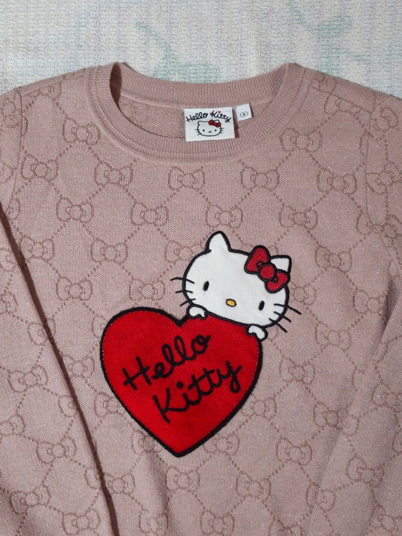 Hello Kitty Sweater & ROXY Denim Skirt (Category: Coats, Jackets and Outerwear) located in Manila. Submitted by vintage_revo.ph (Listing ID 1469576827, Image 3). Description: 👕Top Mine: ₱ 599 👖Bottom Mine: ₱ 399 ‎ ‎🛍 + Shipping fee ‎✨️ PLEASE READ guidelines before buying ‎📷 Once acknowledged “yours” please dm me your order form + screenshot of the item.