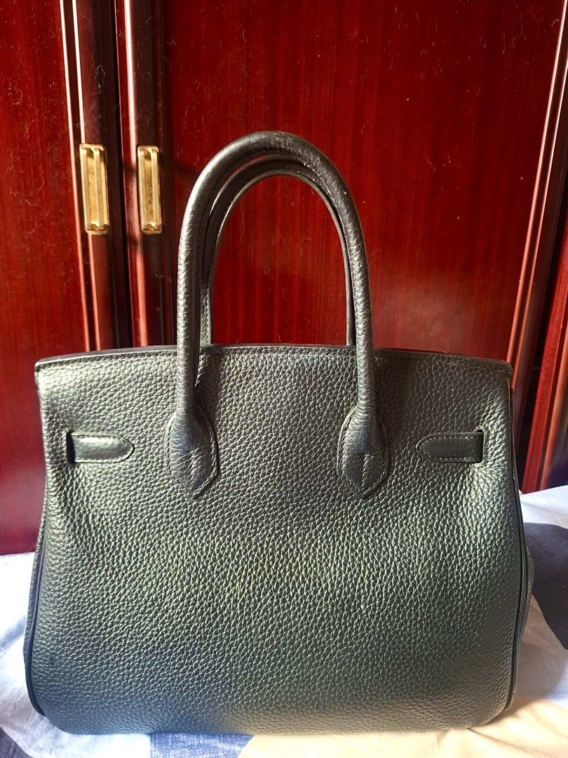 Hermes Birkin 25 (Category: Tote Bags) located in General Santos City (Dadiangas). Submitted by mj_luxuries_bags_and_stuff (Listing ID 1469603320, Image 3). Description: From Japan Surplus🇯🇵 Coded Riri zipper No major issues Silver hardwares.