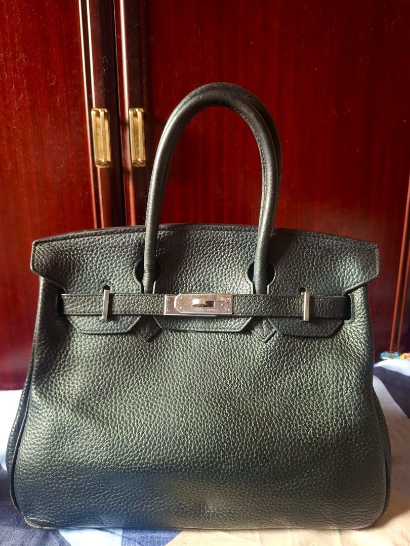 Hermes Birkin 25 (Category: Tote Bags) located in General Santos City (Dadiangas). Submitted by mj_luxuries_bags_and_stuff (Listing ID 1469603320, Image 1). Description: From Japan Surplus🇯🇵 Coded Riri zipper No major issues Silver hardwares.