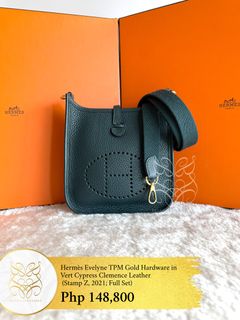 (Category: ) located in . Submitted by belles_lux_closet (Listing ID 1469639899, Image 1). Description: .