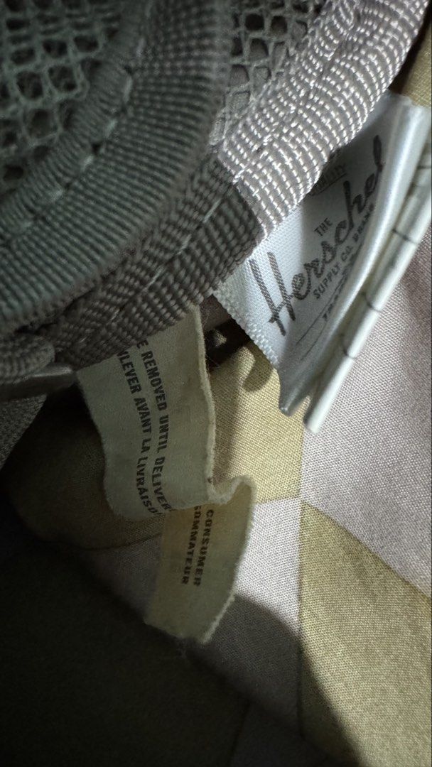 Herschel Duffle Bag (Category: Sling Bags) located in Lipa City. Submitted by scrap.threads (Listing ID 1469729148, Image 3). Description: Item: Herschel Duffle Bag Price: 850 Dimes: Width - Length - Issue: check last pic Lipa City Ship via J&T (Shouldered by buyer) Payment via Gcash ***Notice*** Color may vary due to lighting. Payment first. Item/s are thrifted or used condition unless stated otherwise. Please manage your expectation..