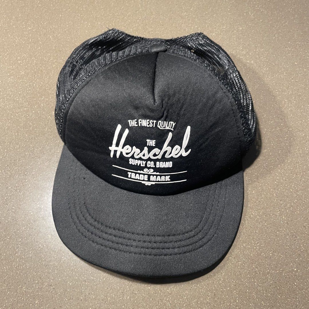Herschel Supply Trucker Cap (Category: Caps & Hats) located in Puerto Princesa. Submitted by lookmomicanbuy (Listing ID 1469643354, Image 1). Description: Very good condition .