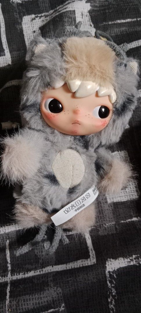 HIRONO AND DIMOO FOR SALE (Category: Designer & Blind Box Toys) located in Manila. Submitted by mikhailath43602 (Listing ID 1469648192, Image 1). Description: 💖 HIRONO AND DIMOO FOR SALE 💖 !!!! TAKE ANY 3 FOR 1,500 PESOS !!!! TINGI PRICE: HIRONO: Good Health (Have a Good Run Plush Series) - 1,000 HIRONO: Tamed Wildgrass "Digital Bind" - 550 HIRONO: Gary Baseman - 1,000 DIMOO: By Your Side "Peace of Mind" - 550 DIMOO: Stories in the Cup "Propiti