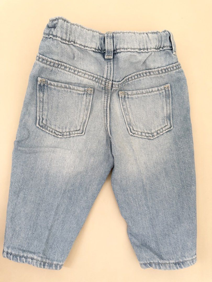 H&M Light Wash Baby Jeans (Category: Babies & Kids Fashion) located in Quezon City. Submitted by 2littlemonkeys (Listing ID 1469596249, Image 3). Description: Used twice.