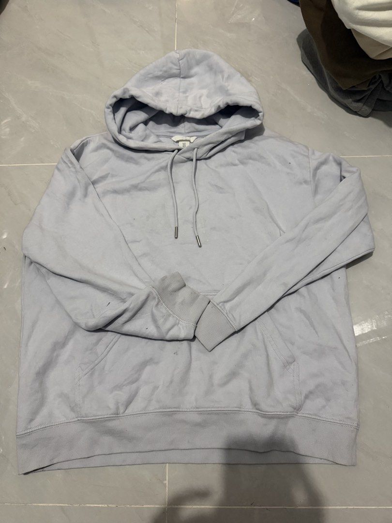 H&M Powder Blue Hoodie (Category: Hoodies) located in Mandaluyong City. Submitted by vinhartdgdeclutter (Listing ID 1469574133, Image 1). Description: .