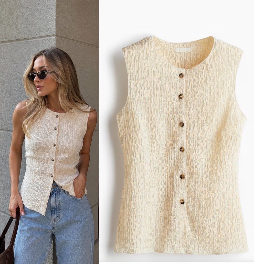 H&M Textured Jersey Waistcoat (Category: Others Tops) located in Maco. Submitted by mikay6011 (Listing ID 1469695507, Image 1). Description: .